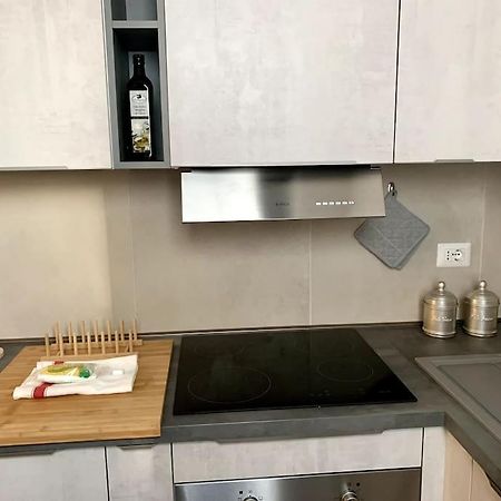 Appartamento Con Terrazzo Sui Tetti Milanesi Kültér fotó