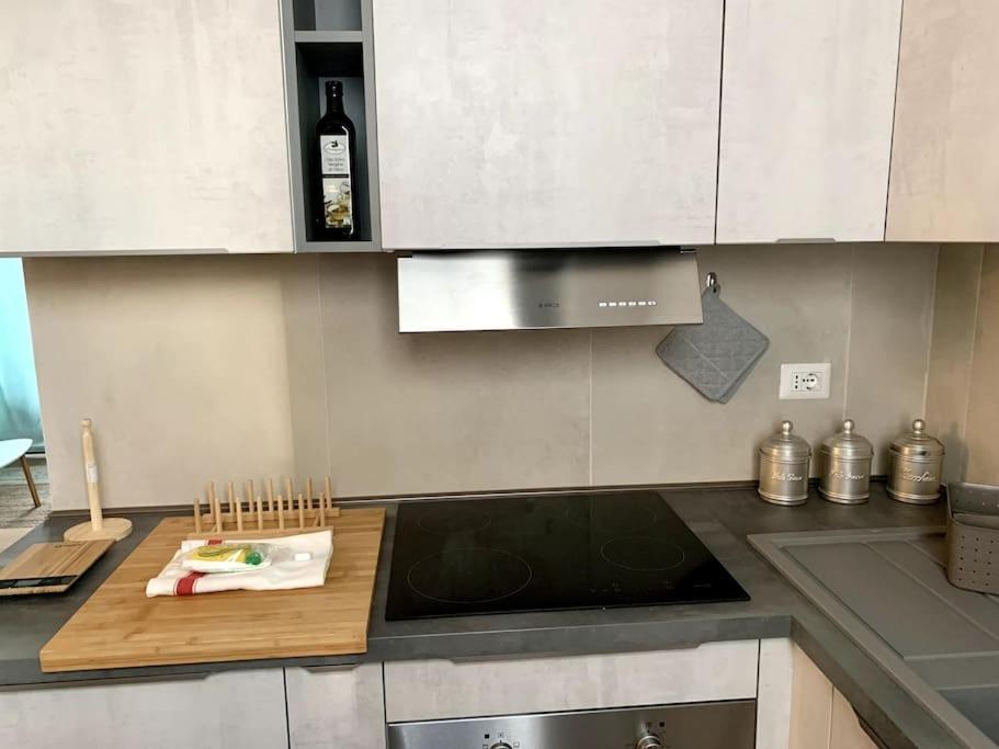 Appartamento Con Terrazzo Sui Tetti Milanesi Kültér fotó